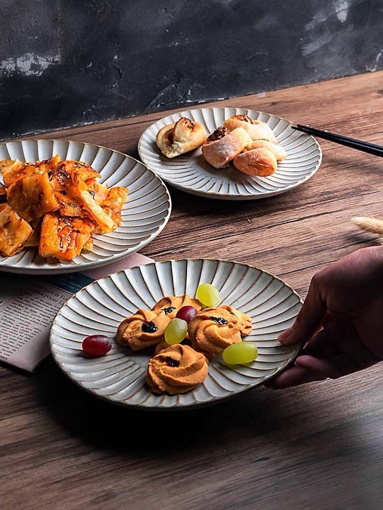 Fluted Ceramic Plate
