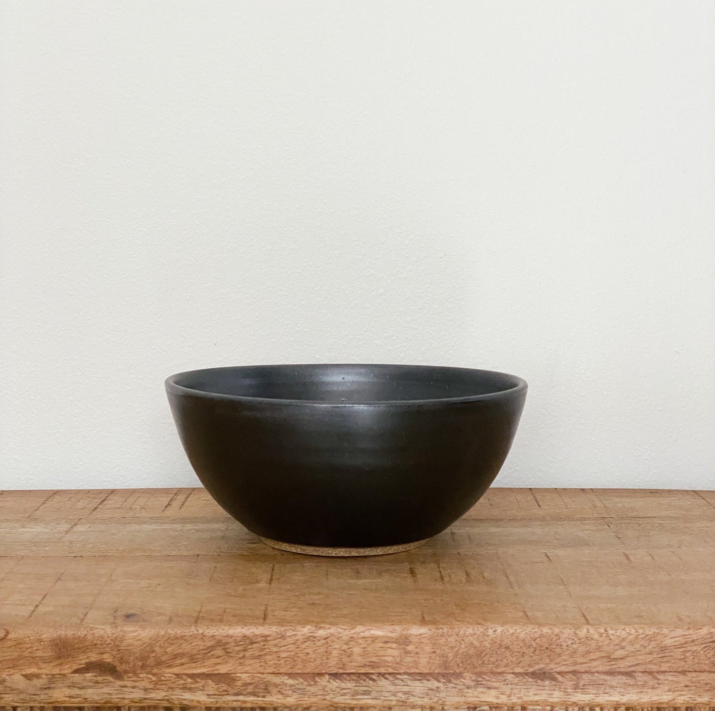 Serving Bowl | Pot Kettle Black