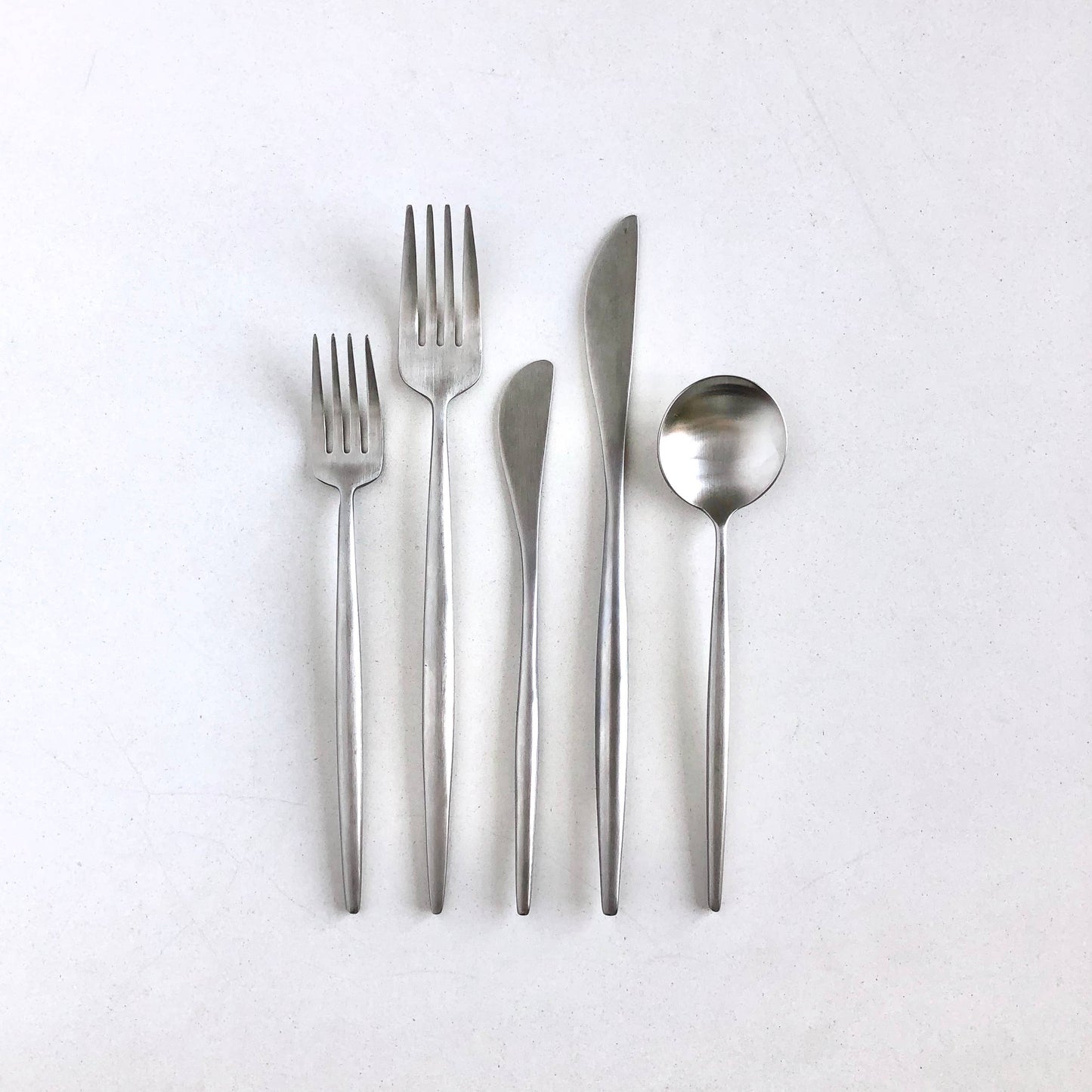 Luna Flatware Set